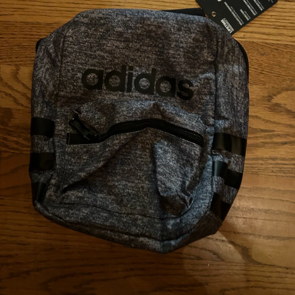 ADIDAS UNISEX ZIPPERED LUNCH BAG GRAY NWT